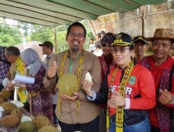 Festival Durian Bukit Rayo, Tekan Inflasi di Kota Singkawang