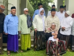 Prabowo Subianto Gelar Pertemuan Tertutup dengan Belasan Kiai Jatim