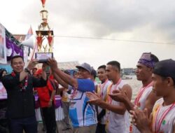 Bupati Kapuas Hulu Tutup Kegiatan Open Turnamen Lomba Sampan Bidar di Selimbau