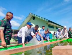 Yonif RK 644/Wls Terima Bantuan 2 Ribu Bibit Ikan Lele dari Dinas Perikanan Kapuas Hulu
