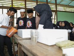 Di Kalimantan Barat, Milenial Pendukung Ganjar Beri Pelatihan Penanaman Hidroponik