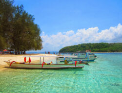 Pesona Wisata Pantai Sekotong di Lombok Barat