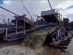 Puluhan PETI Masih Nekat Nambang di Sungai Kapuas Dusun Sei Bemban
