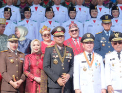 Perkuat Sinergitas, Polda Kalbar Bersama Forkopimda Laksanakan Upacara Peringatan HUT RI ke 80 di Kantor Gubernur Kalbar