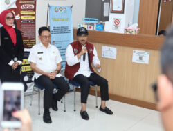 Ke Puskesos Sungai Jawi Luar Pontianak, Gus Ipul: Ujung Tombak Data dan Layanan